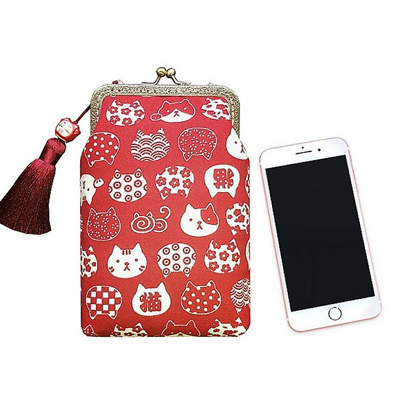 Can be engraved with the word Lucky cat and the emptying bag iphone phone bag mobile phone bag oblique bag pencil case bag bag bag birthday gift - Messenger Bags & Sling Bags - Cotton & Hemp Red