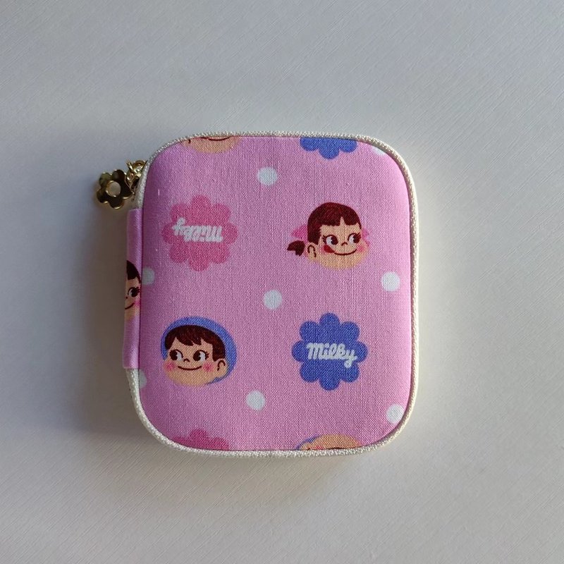 Fujiya Handmade Fabric Coin Purse Small Card Holder - กระเป๋าใส่เหรียญ - ผ้าฝ้าย/ผ้าลินิน 