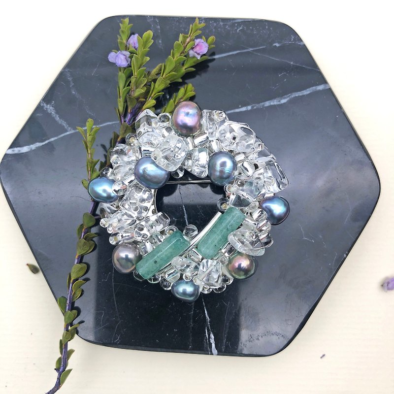 Exquisite - Japanese Style Brooch【Aurora Pearls& Jade】【Mothers Day Gift】 - เข็มกลัด - ไข่มุก สีน้ำเงิน