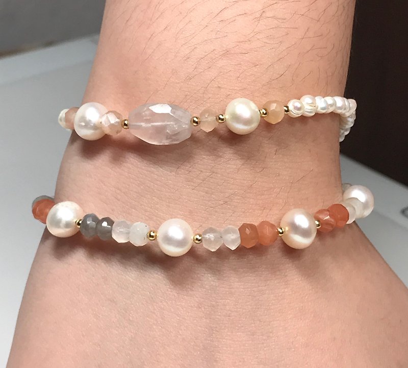 Gemstone Bracelets White - Minimal moonstone bracelet