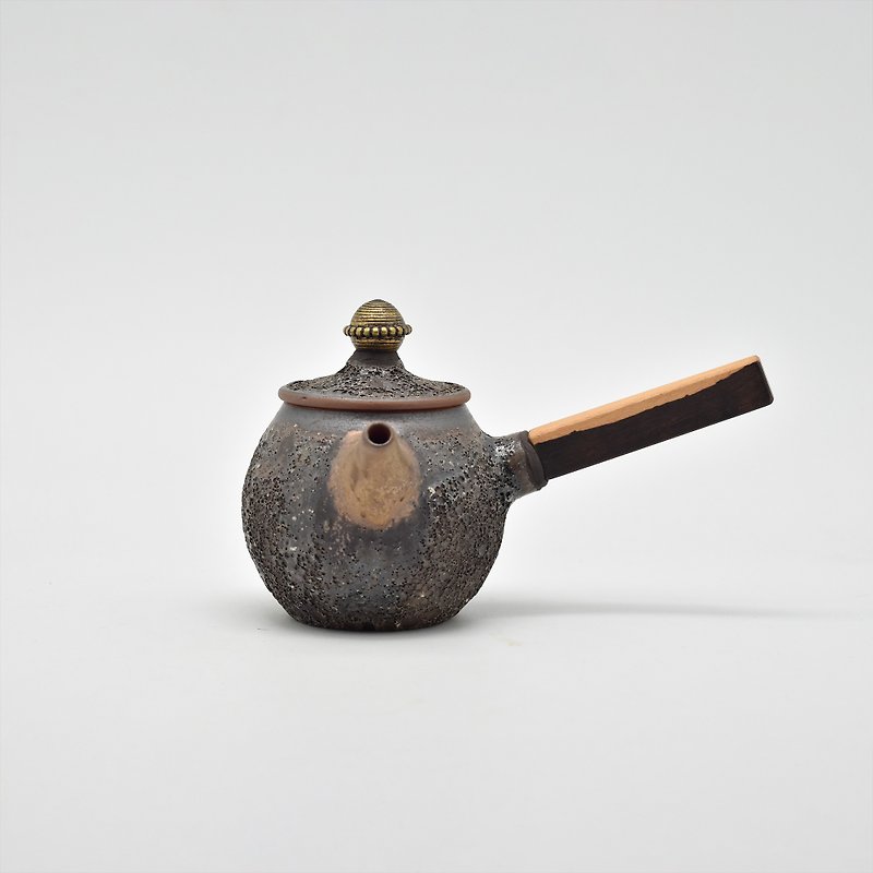 Lai Ting Ping [Regain Series] Shan Yi - Wooden Side Pot - Teapots & Teacups - Pottery Gray