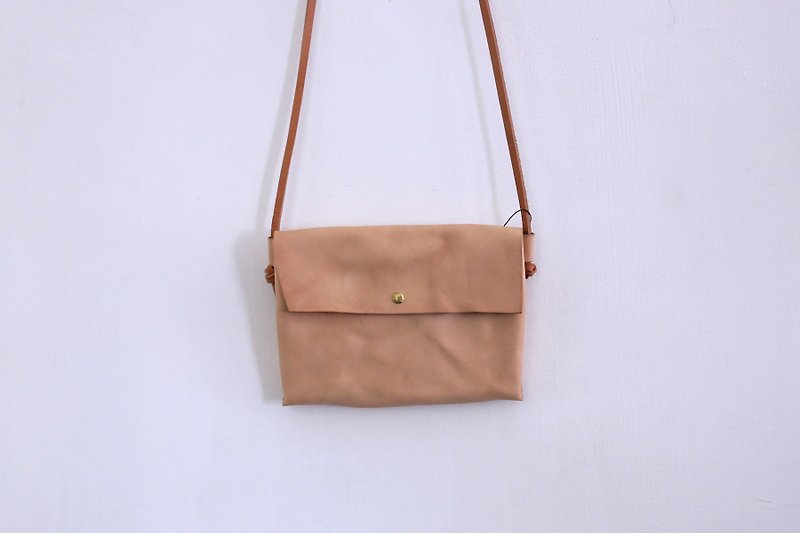 Small Shoulder Bag-Original Leather - กระเป๋าแมสเซนเจอร์ - หนังแท้ 
