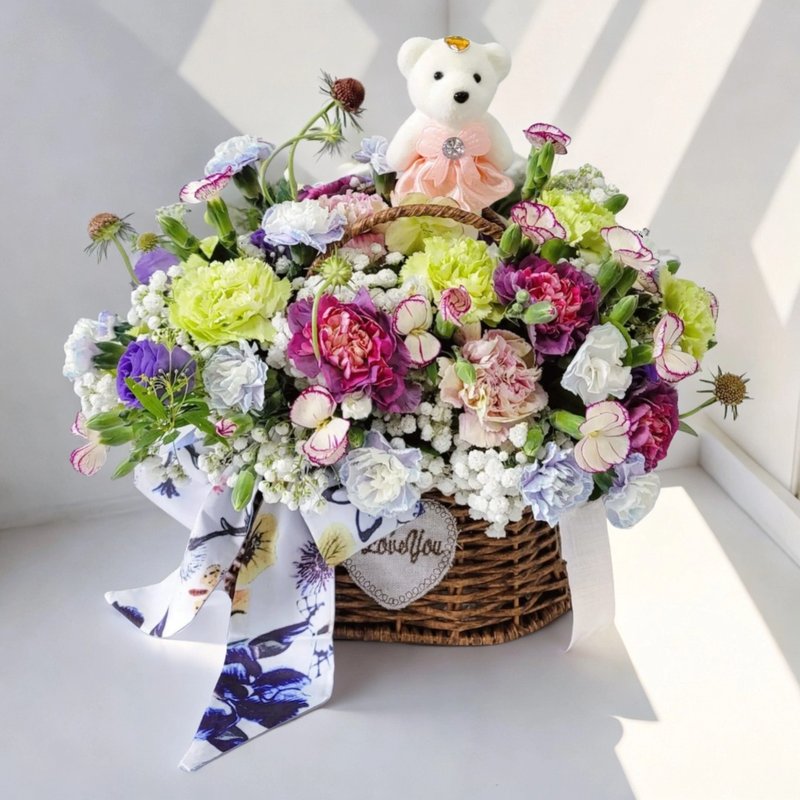 鮮花花籃 (康乃馨、滿天星、小丁蟲蟲草、小繡球) GF00125 - 盆栽/植栽 - 植物．花 