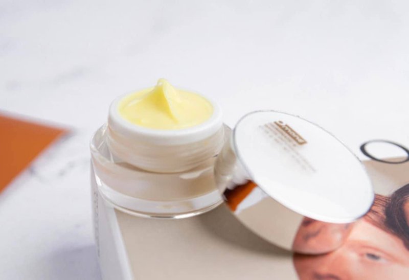 Mone illuminating infusion facial cream - Day Creams & Night Creams - Plastic Transparent
