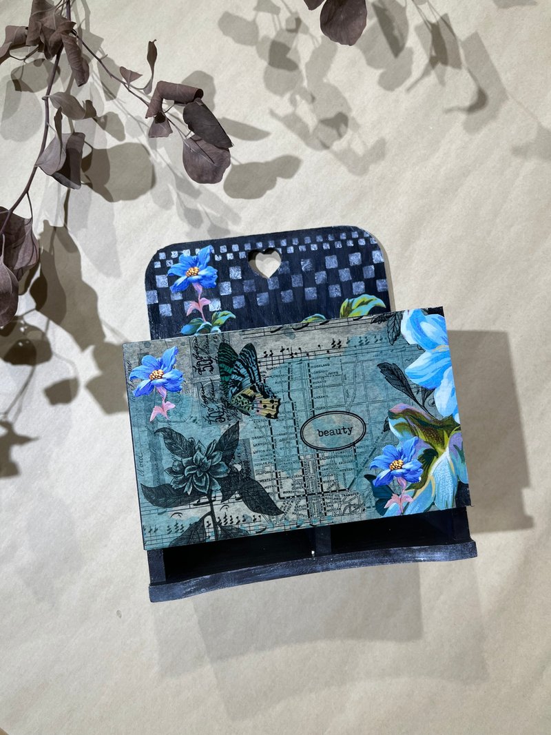 Double compartment tea bag box storage box table blue flower butterfly paper art collage butterfly Cubat - กล่องเก็บของ - ไม้ สีน้ำเงิน