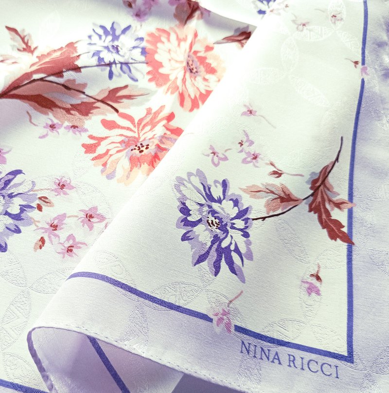 Nina Ricci Vintage Silk Scarf Floral 22.5 x 22.5 Inches - ผ้าเช็ดหน้า - ผ้าฝ้าย/ผ้าลินิน สีใส