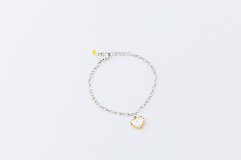 Heart Lock Series-Embrace Love Bracelet (HBRJA0897B) - สร้อยข้อมือ - เงิน สีเงิน