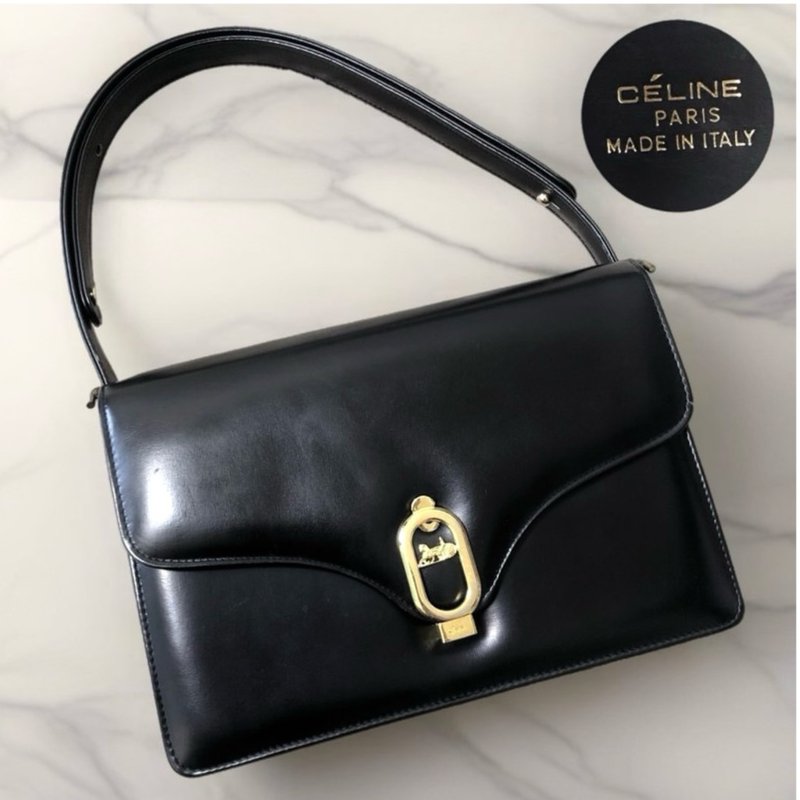 希少ヴィンテージ セリーヌ 黒 マカダム 馬車金具 アコーディオンバッグ ショルダーバッグ クロスボディバッグ 中古品 - ショルダーバッグ - 革 ブラック