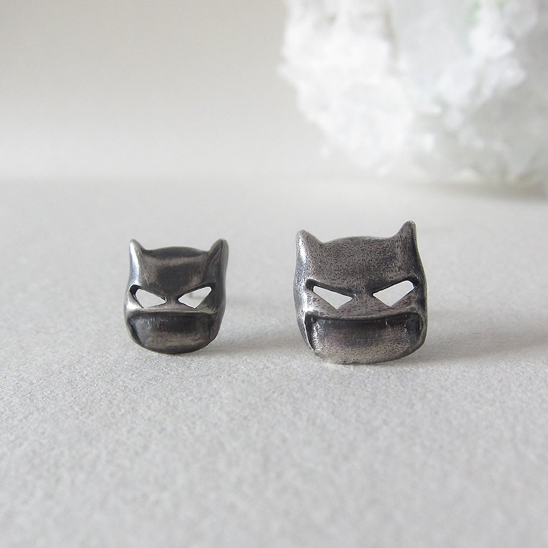 Original handmade 925 Silver comic style Batman silver jewelry sterling silver earrings pair - ต่างหู - เงินแท้ สีเงิน