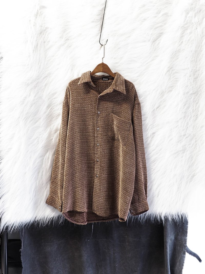 Okayama Cappuccino winter short velvet mixed-woven afternoon light antique cotton shirt jacket coat vintage - Women's Shirts - Cotton & Hemp Brown