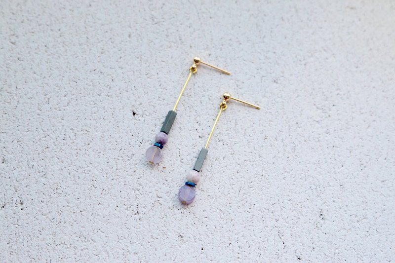 Purple Jade Brass Earrings 1140-Ladybug - ต่างหู - เครื่องประดับพลอย สีม่วง