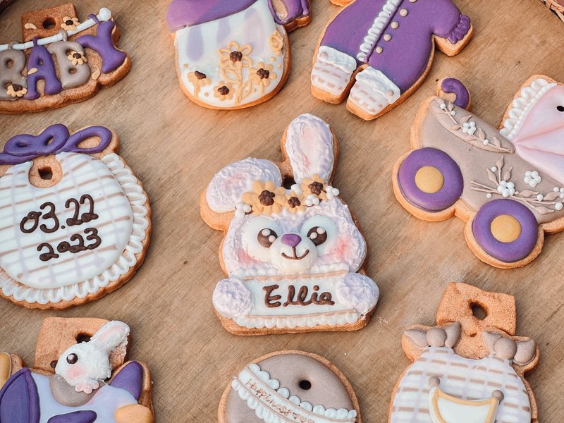 Della Bunny's Salivating Icing Cookies - Handmade Cookies - Fresh Ingredients 