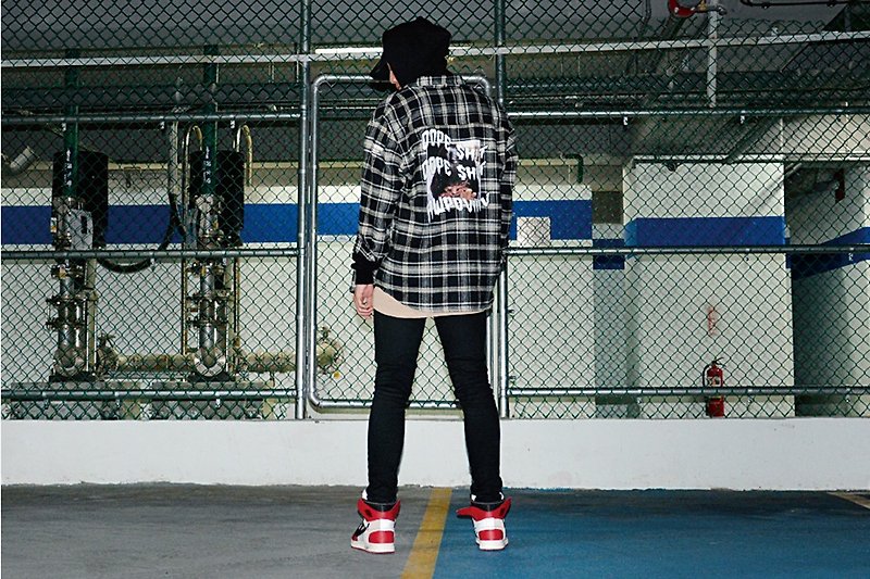 HWPD│Black Pursuit Order "Miya" Image-Flannel Check Shirt Black (refer to Off-White/Yeezy/Justin Bieber) - เสื้อเชิ้ตผู้ชาย - ผ้าฝ้าย/ผ้าลินิน สีดำ