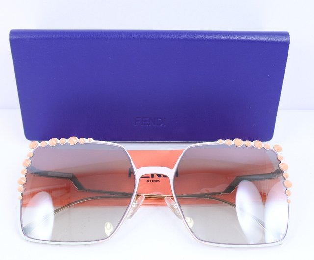 日本直送】フェンディ FENDI サングラス スタッズ FF0259/S 金属 日本直送】フェンディ FENDI サングラス スタッズ FF0259/S 金属