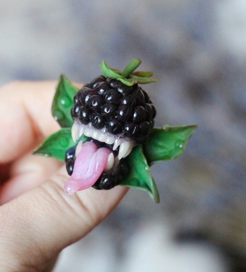 Toothy blackberry Gothic jewelry Fantasy jewelry - Brooches - Clay Multicolor