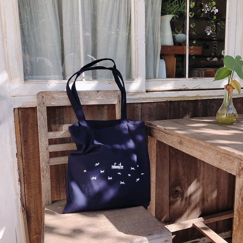Tote Bag : Romantic Tote : Navy - Other - Thread Blue
