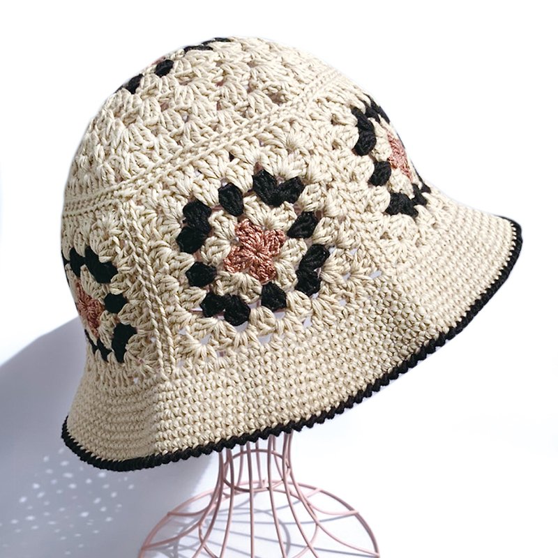 [Crochet Hat] Crochet Crochet Granny Bucket Hat Beige - หมวก - ผ้าฝ้าย/ผ้าลินิน สีนำ้ตาล