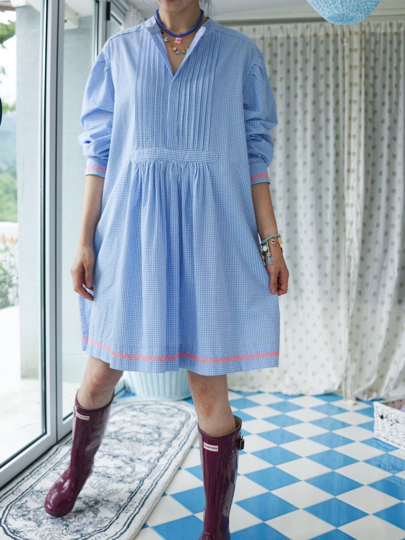 Joanne Mini Dress - Blue Check Embroidery - 洋裝/連身裙 - 棉．麻 藍色