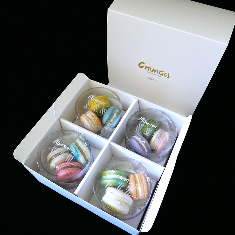 Macaron gift box / flavor combination can also be chosen by yourself - เค้กและของหวาน - อาหารสด 
