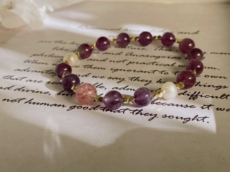 ʚ(Round rabbit table)ɞ Beaded bracelet๑Amethyst.Pearl.Strawberry crystal - Bracelets - Crystal Multicolor