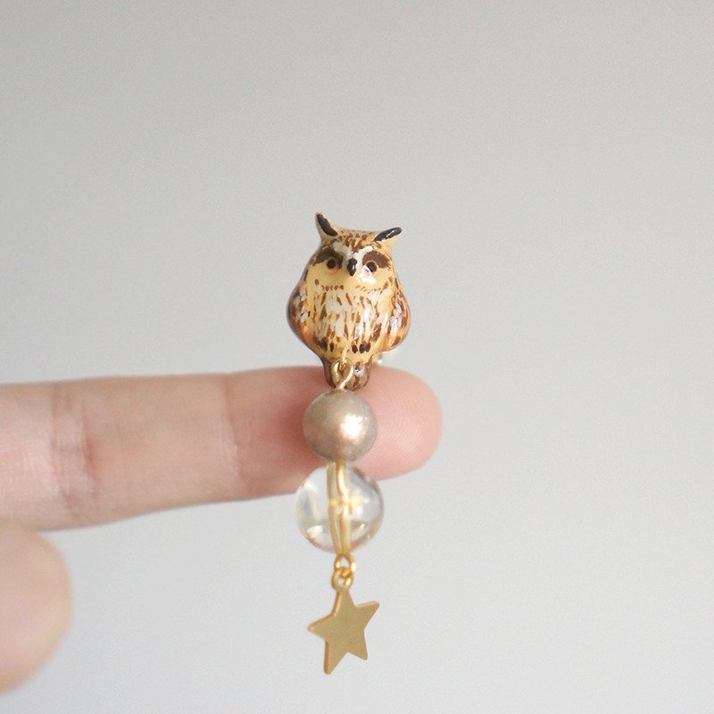 [One horned forest scholar] long ears owl painted dream star single ear / ear clip - Earrings & Clip-ons - Clay 