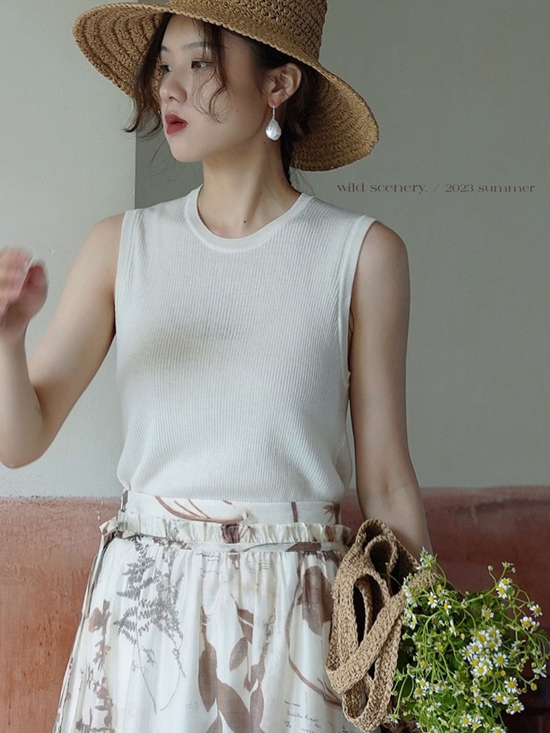 Temperament white/pumpkin orange unfettered lyocell all-match simple round neck vest summer sleeveless knitted T-shirt - เสื้อเชิ้ตผู้หญิง - ไฟเบอร์อื่นๆ ขาว