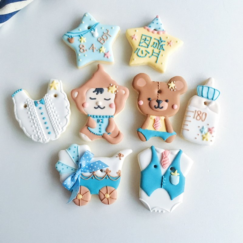 Biscuits with icing sugar • George Boy's Gift Box 8pcs - Handmade Cookies - Fresh Ingredients 