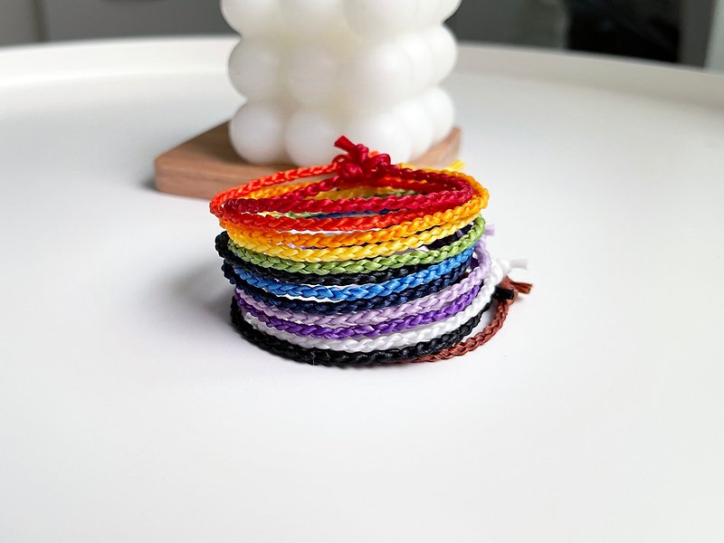 Tether/ monochrome silk Wax thread/ hand-woven anklet - กำไลข้อเท้า - วัสดุกันนำ้ หลากหลายสี