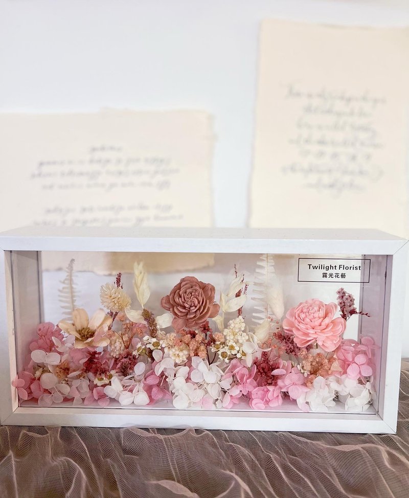 Pink Dry Sola Flowers - Photo Frame - จัดดอกไม้/ต้นไม้ - พืช/ดอกไม้ สึชมพู