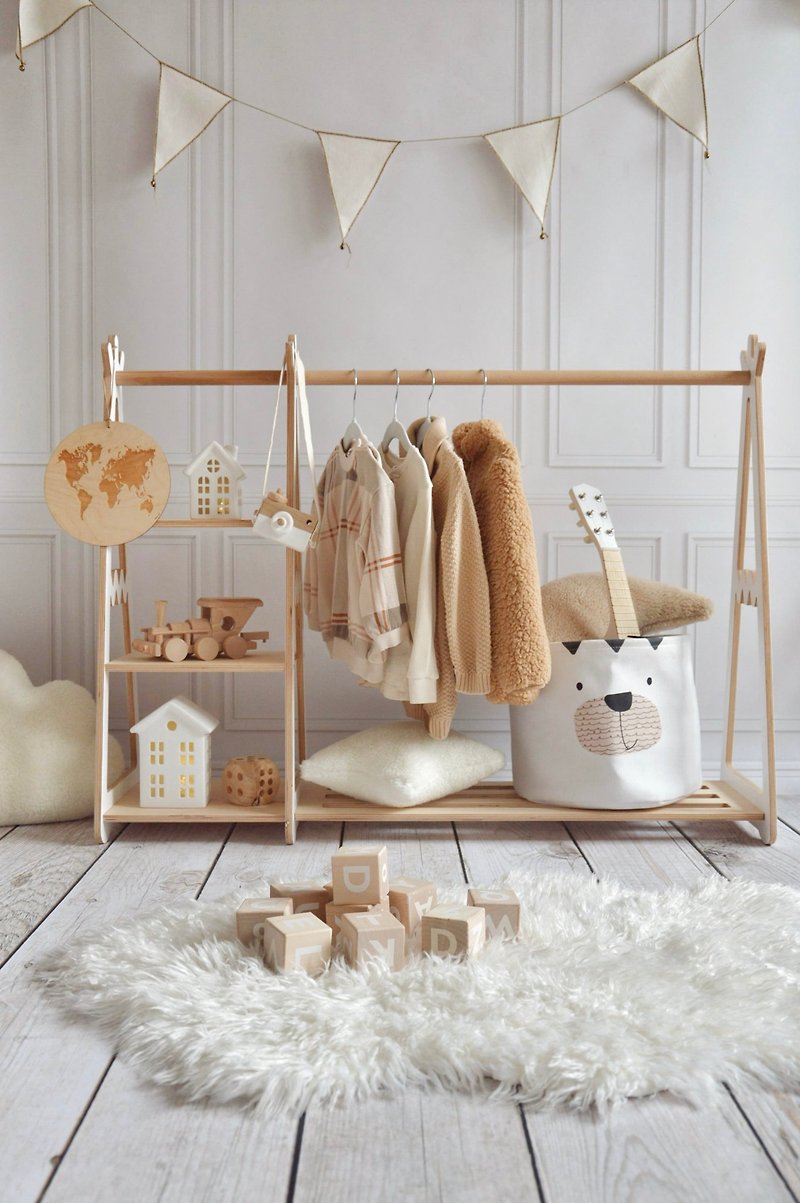 Baby Clothing Rack with Shelves, Wooden Montessori Wardrobe by ChildUniverse - 兒童家具/傢俬 - 木頭 多色