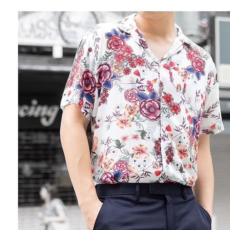 ホワイト - 花柄のプリントシャツ素材 - シャツ メンズ - コットン・麻 多色