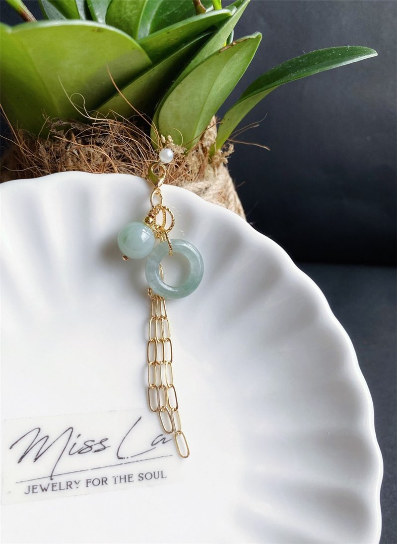 天然ビルマ翡翠翡翠安全バックルランダムバックル小滴作ることができるネックレスペンダントギフトバッグぶら下げ - チャーム - 翡翠 グリーン