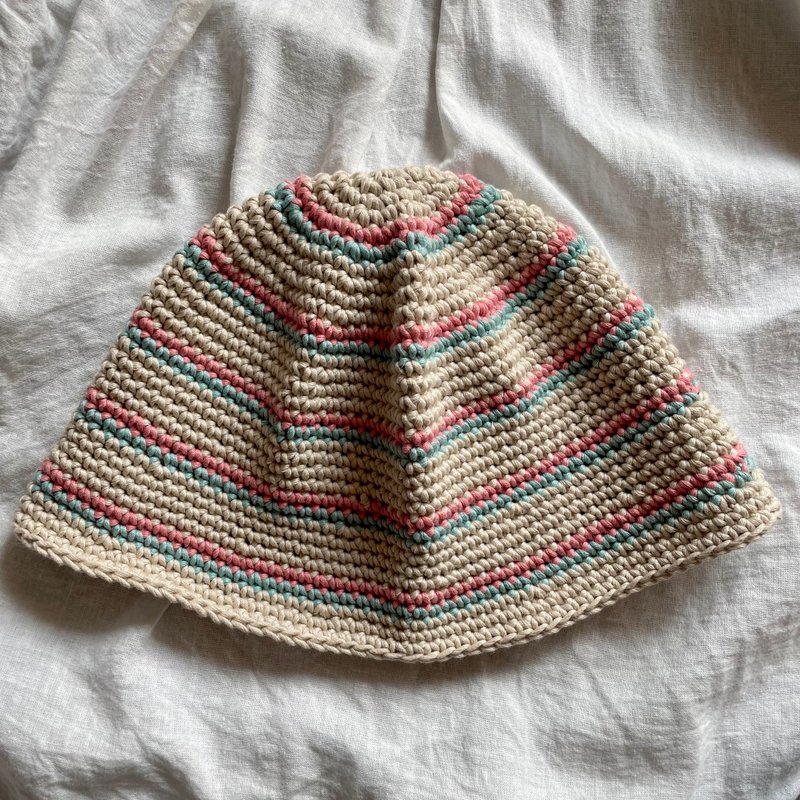 Handmade knitted hats/wool hats/fisherman hats/handmade crochet hats/knitted hats - หมวก - ผ้าฝ้าย/ผ้าลินิน ขาว