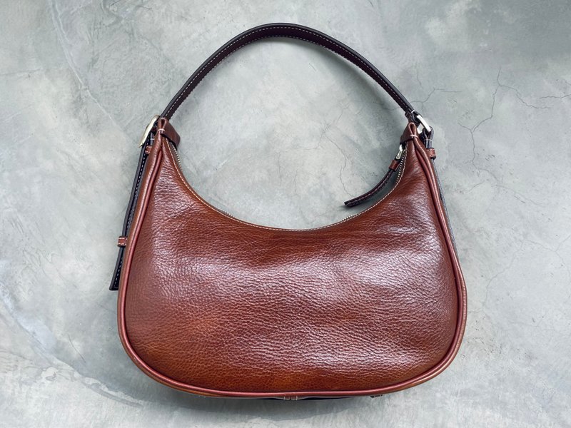 Spot Vulcan HOBO crescent bag shoulder crescent bag armpit bag Italian soft vegetable tanned red Brown - Messenger Bags & Sling Bags - Genuine Leather Brown