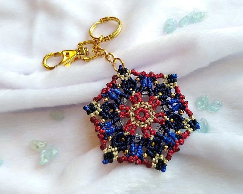 C002-Hand-woven beaded key ring mandala hexagonal badge - ที่ห้อยกุญแจ - ไนลอน สีน้ำเงิน