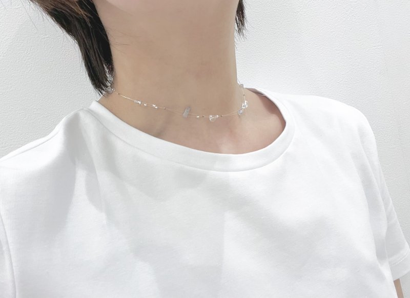 Clear Choker Necklace 【 morning dew 】 Transparent Natural Stone Clear Beads - Necklaces - Other Materials Transparent