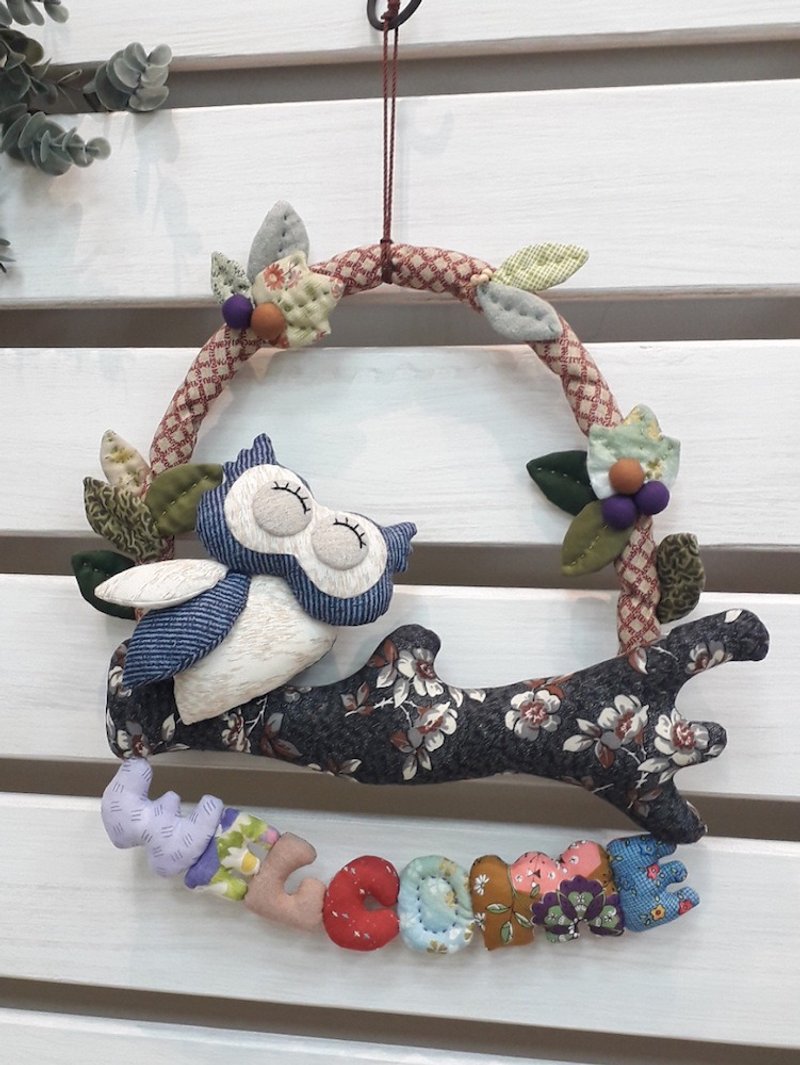 Smiling Owl Welcome Ornament - Items for Display - Cotton & Hemp Multicolor