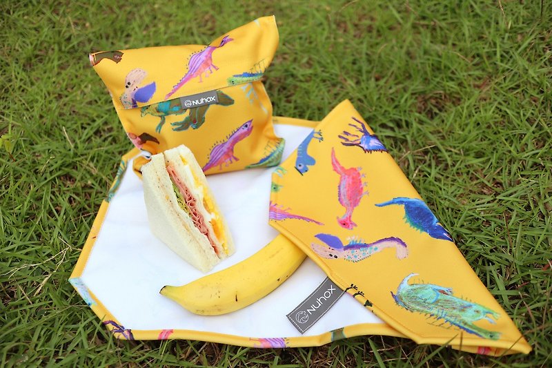 Dinosaur strolling food bag/cloth - Lunch Boxes - Polyester Yellow