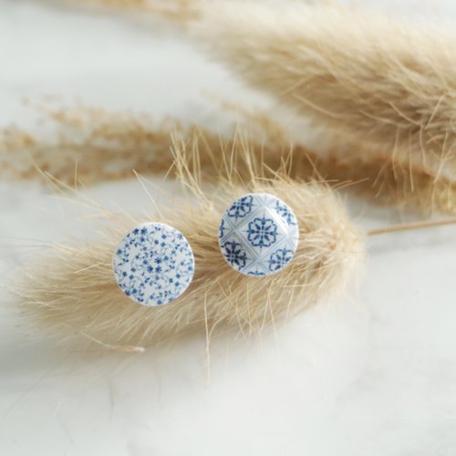 cravis handmade shop 青花瓷粒粒耳環