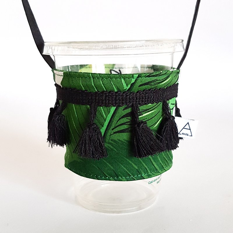 Holiday yarn tassel drink cup bag/large leaf - ถุงใส่กระติกนำ้ - ผ้าฝ้าย/ผ้าลินิน สีเขียว