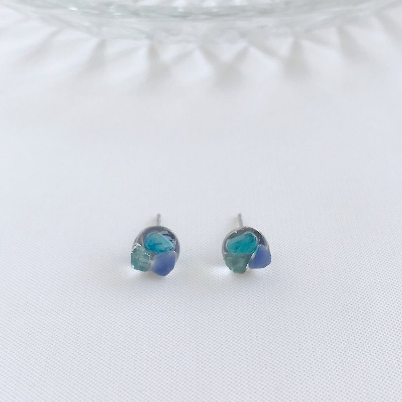 casual. Natural stone blue apatite blue tourmaline blue Stone ear earrings anti-allergic ear acupuncture Clip-On gift - ต่างหู - คริสตัล สีน้ำเงิน