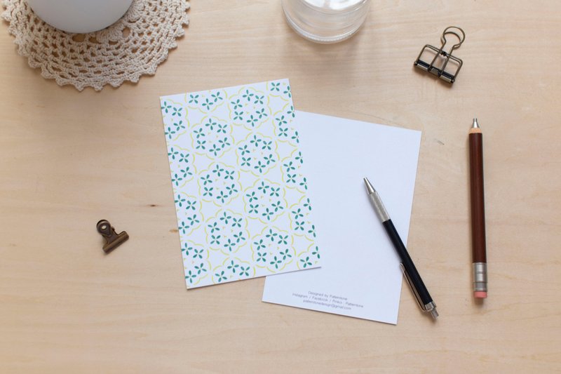 Patterntone blue and white series yellow-green flower tile postcard - การ์ด/โปสการ์ด - กระดาษ สีเหลือง