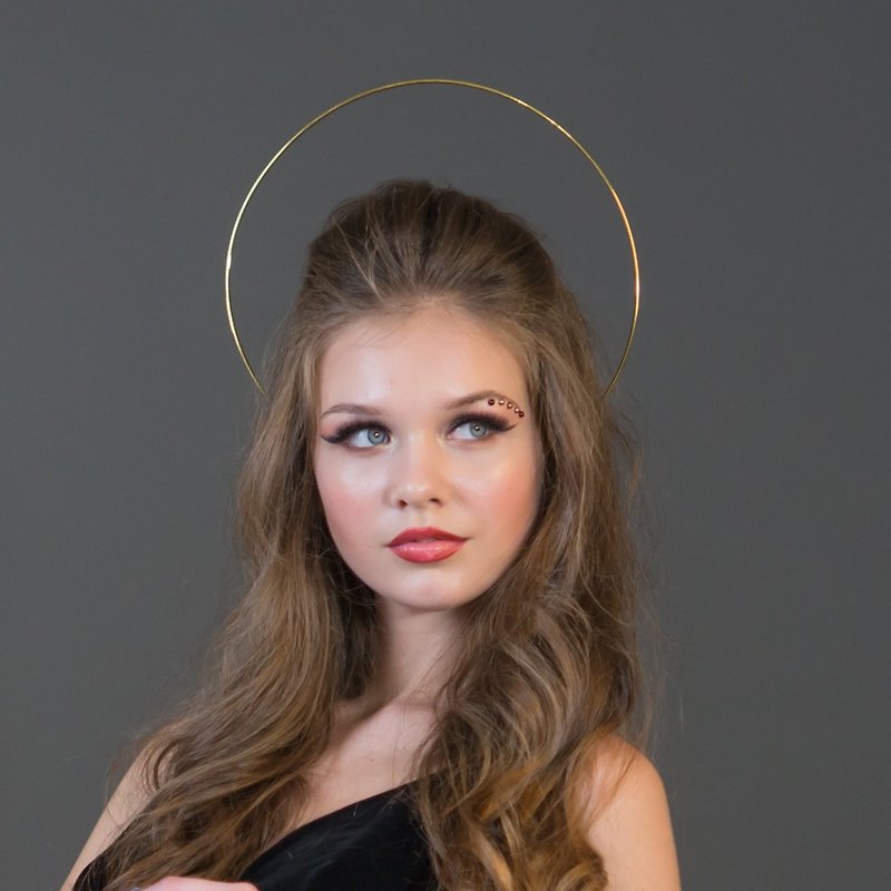 Gold angel halo headpiece woman Virgin mary crown Halloween cosplay Bridal tiara - เครื่องประดับผม - วัสดุอื่นๆ สีทอง