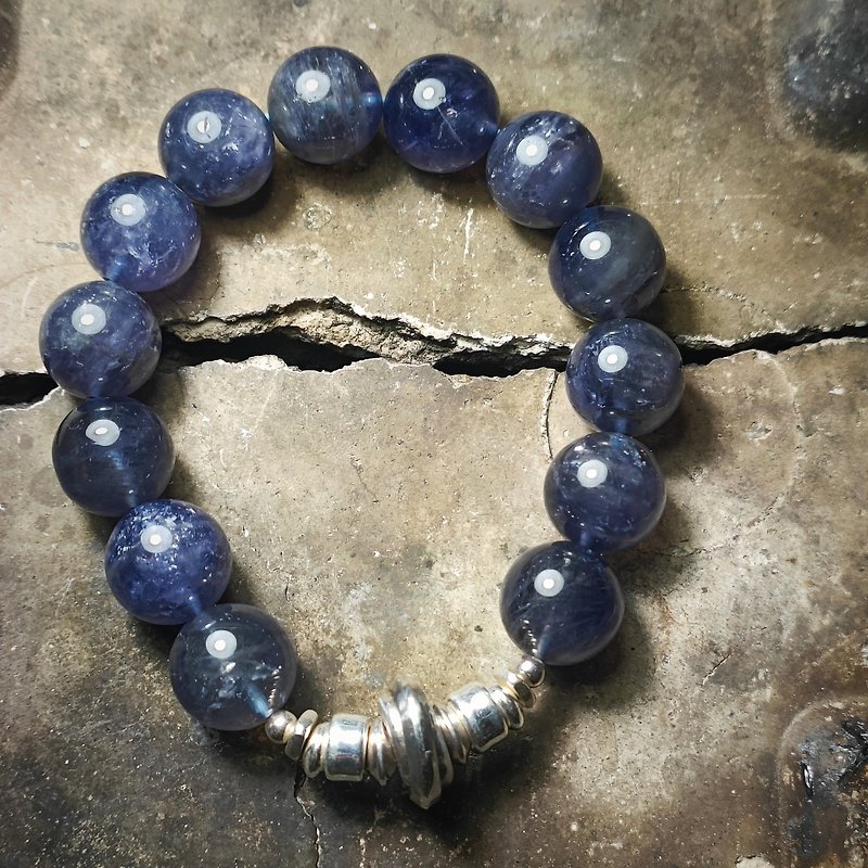 Iolite Bracelet Iolite Bracelet - Bracelets - Gemstone Blue
