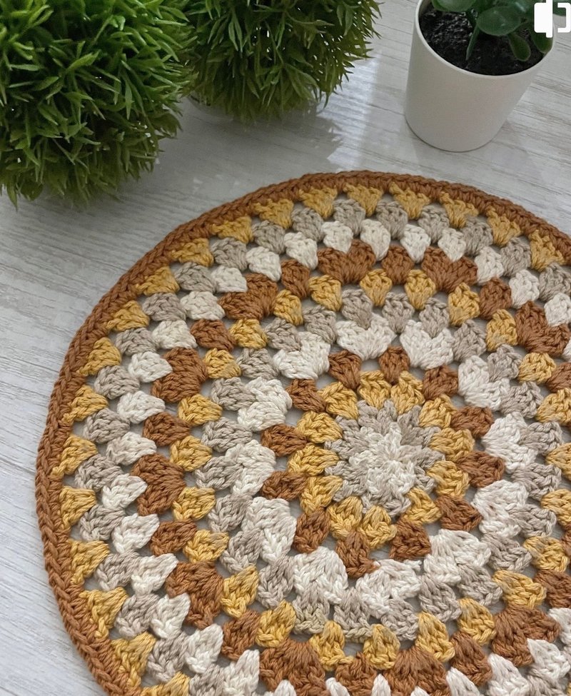 Grandmother grid table mat / woven / heat insulation mat - ของวางตกแต่ง - ผ้าฝ้าย/ผ้าลินิน 