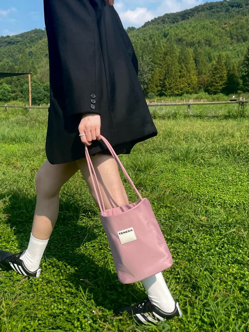 【TENERA】 Recycled environmentally friendly nylon bucket bag (small size/pink) Taiwan general agent original manufacturer - Drawstring Bags - Polyester Pink