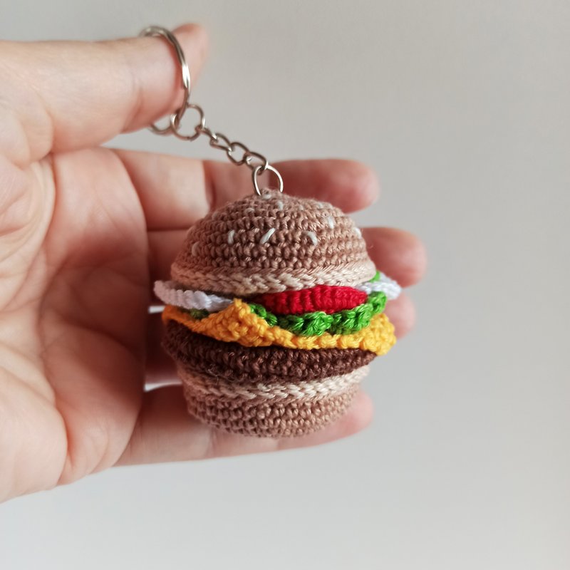 Crochet keychain hamburger, crochet car accessories, cute bag charm,mini food - Keychains - Cotton & Hemp 