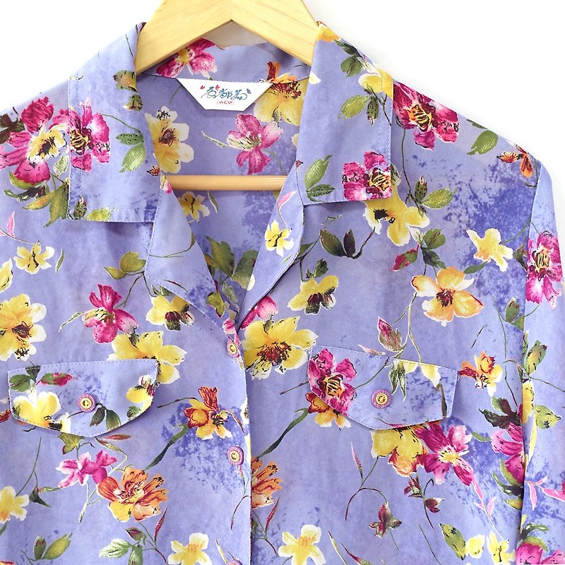 │Slowly│ vintage jacket 23│vintage. Retro. Literature - Women's Shirts - Polyester Multicolor