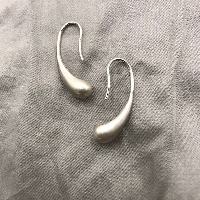 水滴 耳勾耳環 - 耳環/耳夾 - 純銀 