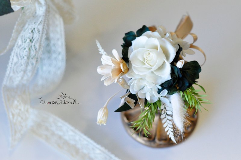 Exquisite eternal flower corsage, wedding corsage, groom’s corsage, officiant’s corsage, wedding corsage - Corsages - Plants & Flowers White